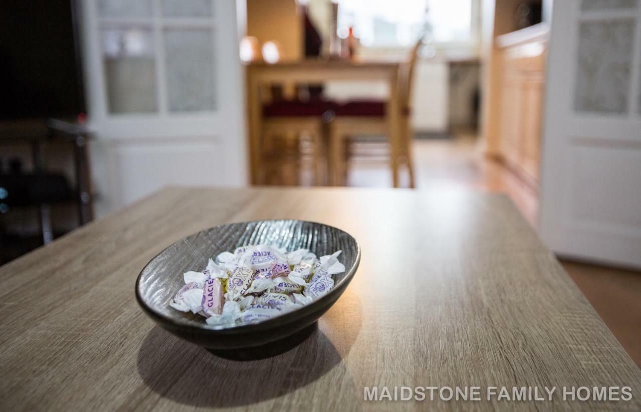 Maidstone Family Homes Upper Road Cottage ภายนอก รูปภาพ