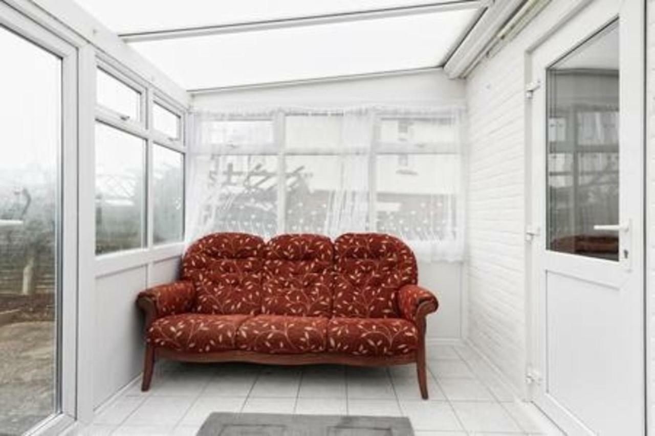 Maidstone Family Homes Upper Road Cottage ภายนอก รูปภาพ