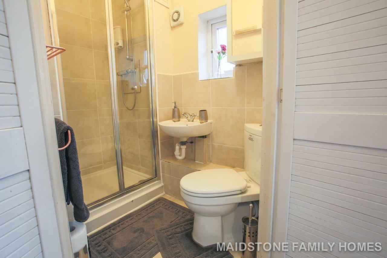 Maidstone Family Homes Upper Road Cottage ภายนอก รูปภาพ